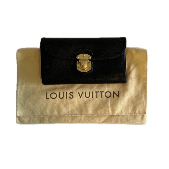 Louis Vuitton Mahina Amelia Leather Wallet - Picture 2 of 16